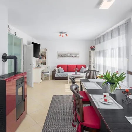 3 & 4 Bedrooms Apartment Simona Porec Exterior photo