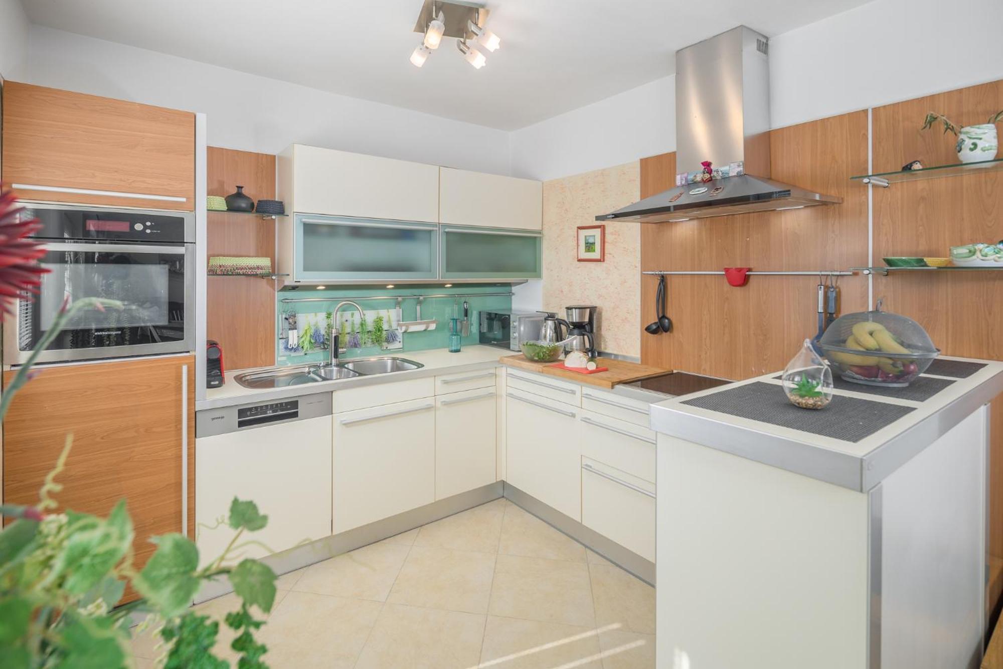 Apartment 3 & 4 Bedrooms Simona *