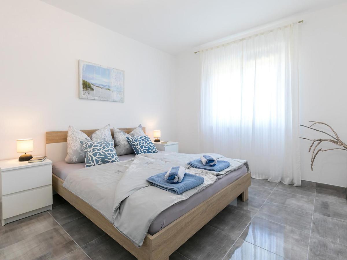 Apartment 3 & 4 Bedrooms Simona
