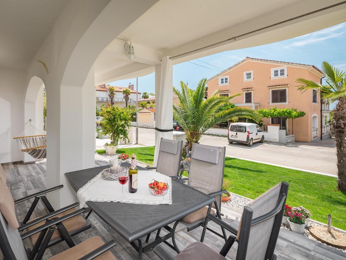 3 & 4 Bedrooms Simona Apartment Porec