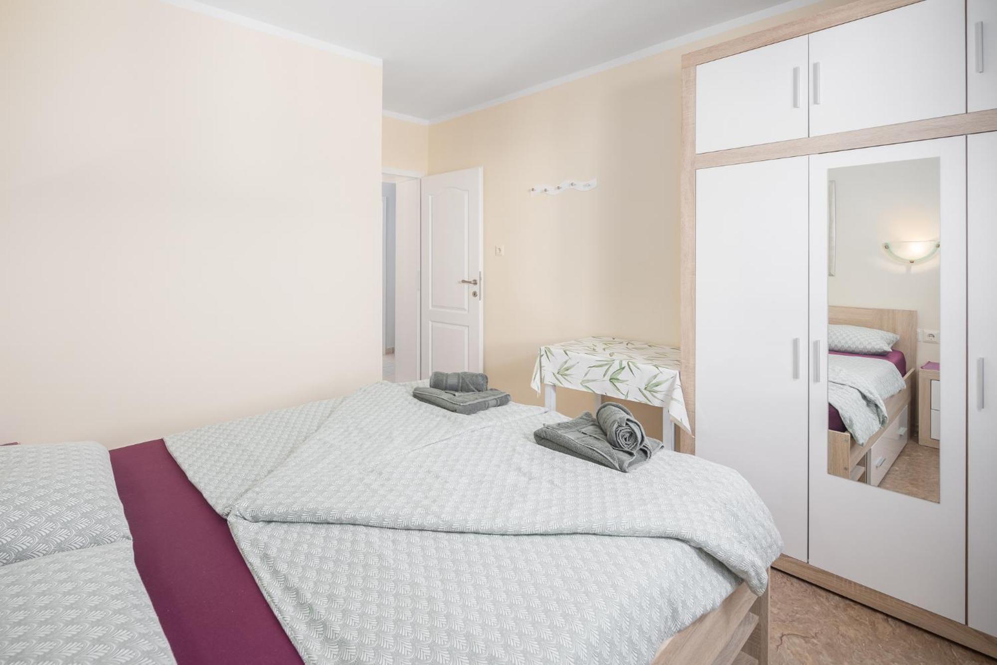 3 & 4 Bedrooms Simona Apartment