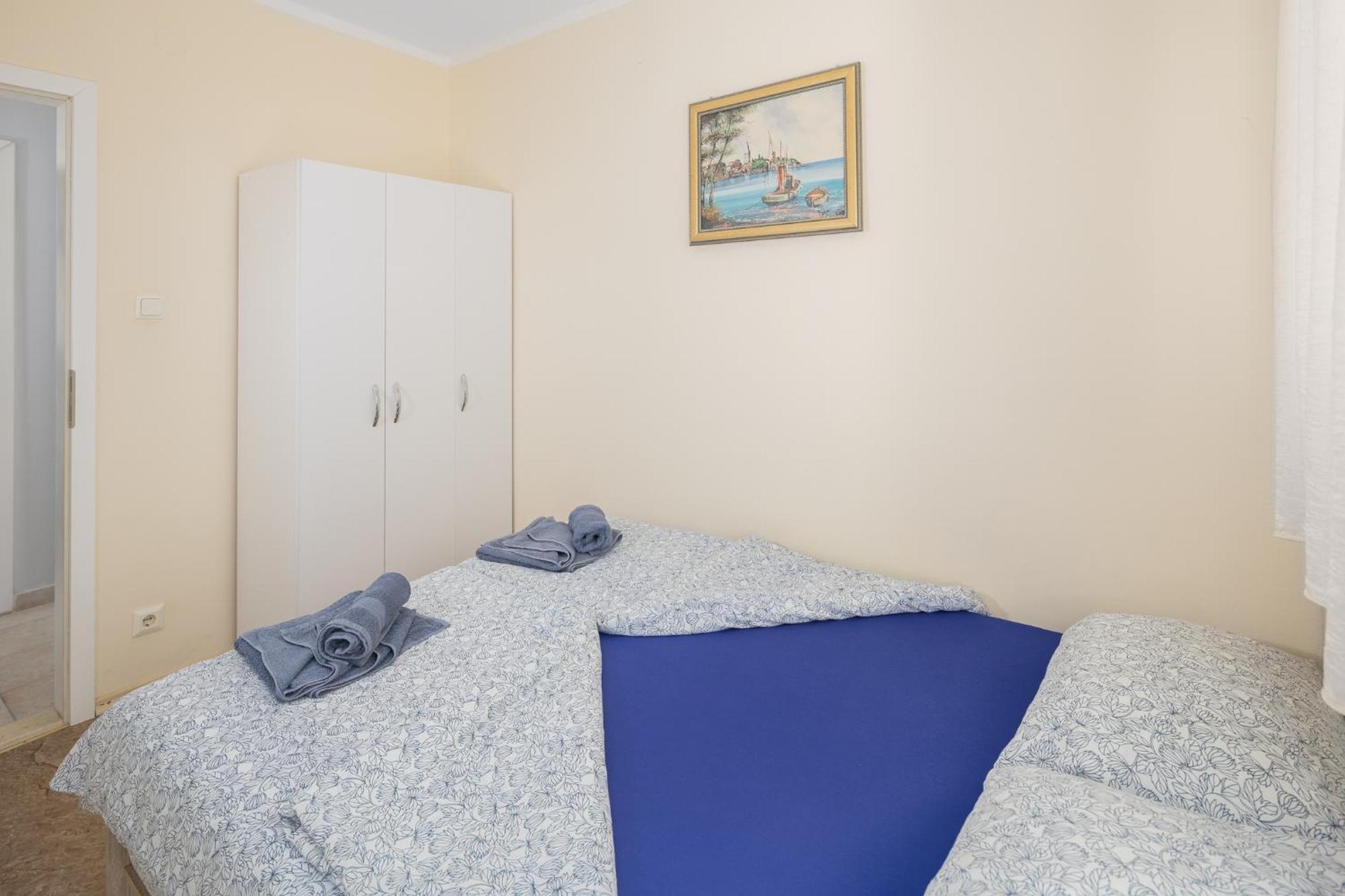 3 & 4 Bedrooms Simona